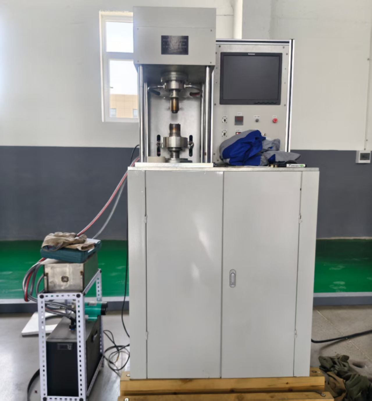 ABUIABACGAAgwLTuwgYozKHy2gIw-wk44go